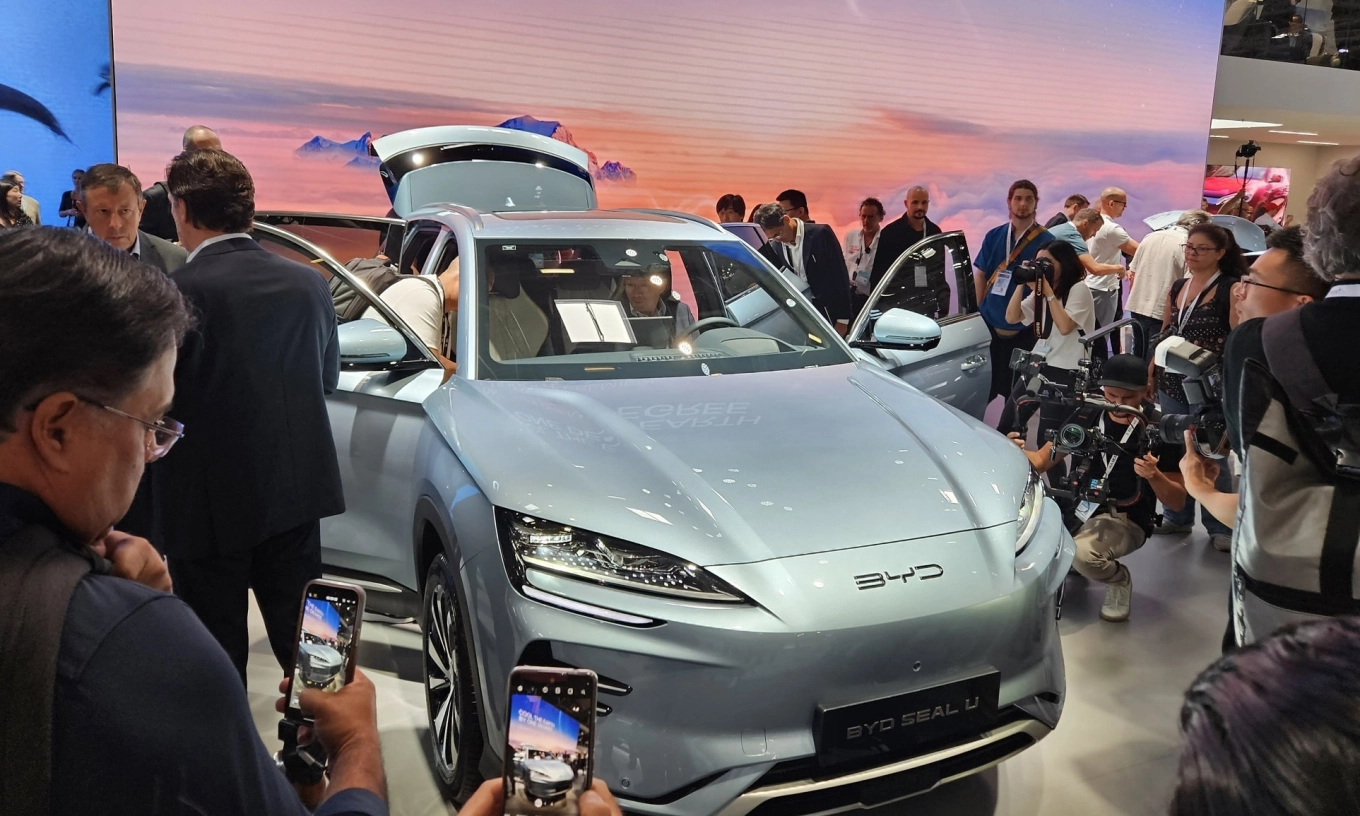Hãng xe Trung Quốc lần đầu tiên đánh bại Tesla