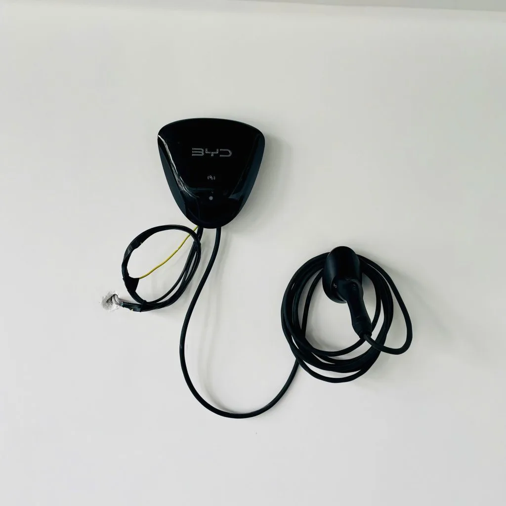 Hướng dẫn sạc xe điện tại nhà an toàn, bền pin và tiết kiệm