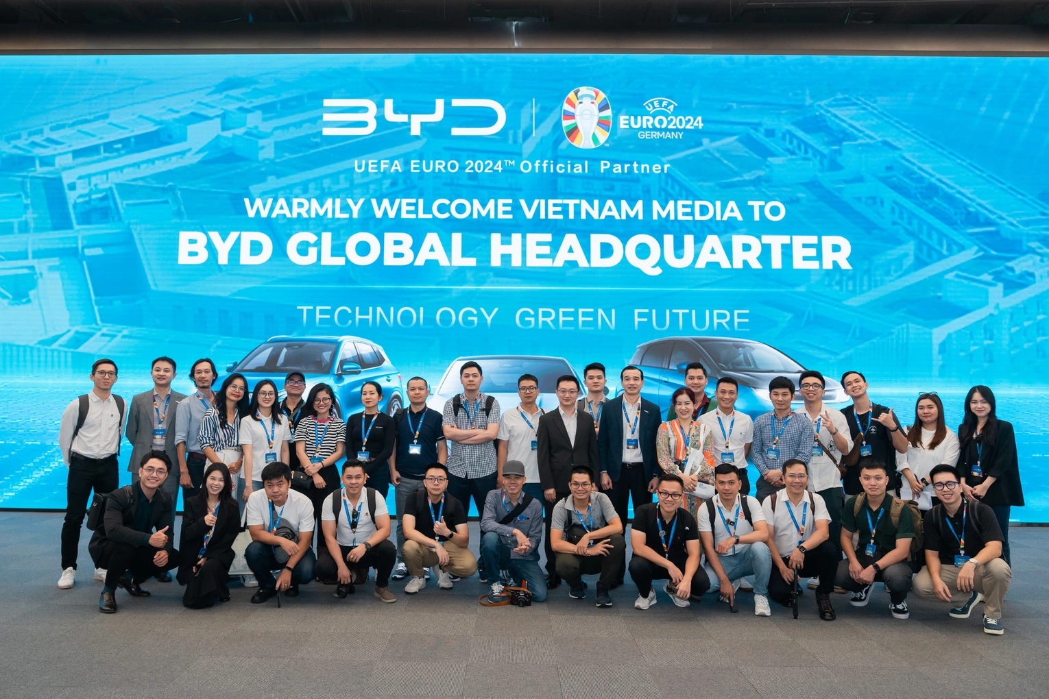 BYD chào đón Truyền thông Việt Nam lần đầu tiên đến thăm trụ sở chính BYD tại Thâm Quyến, Quảng Đông, Trung Quốc