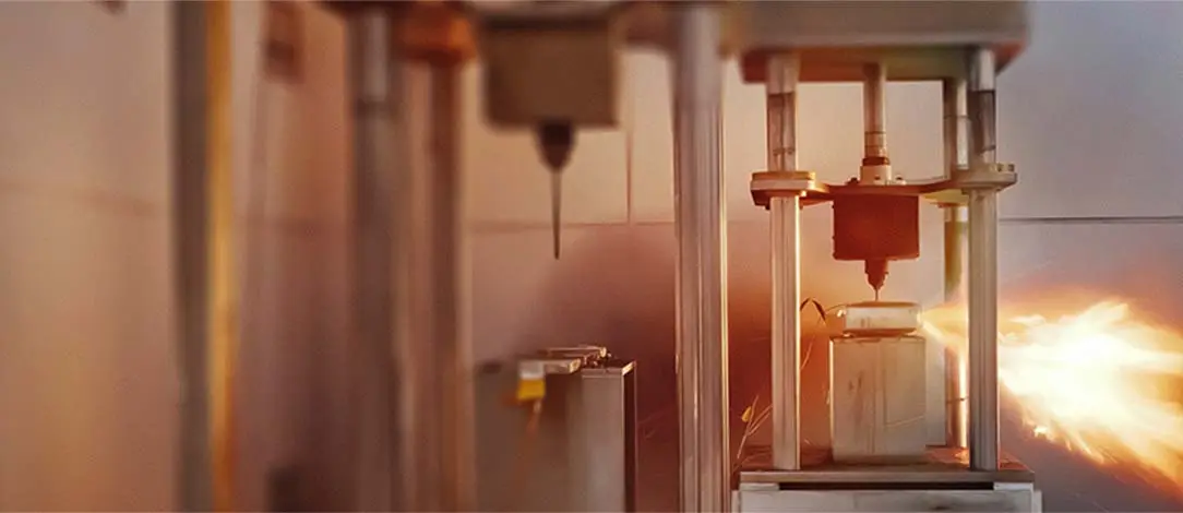 Pin vượt qua bài kiểm tra “đâm xuyên