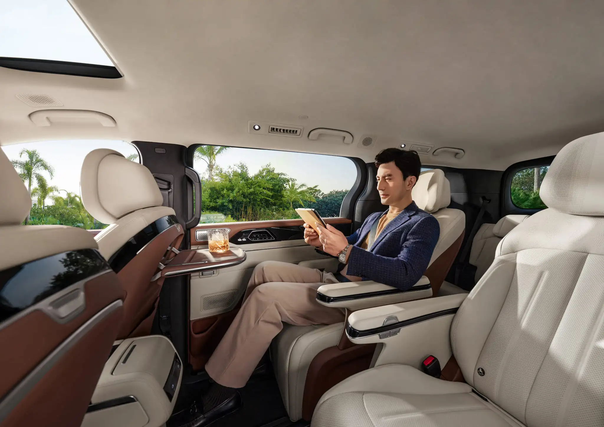 DINH THỰ DI ĐỘNG - ĐẲNG CẤP DOANH NHÂN